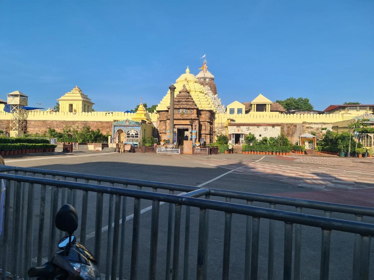 Shreekhetra Hotell Puri Exteriör bild